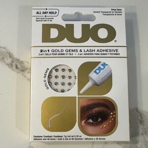🌸5/$25🌸 Duo 2in1 gold gems & lash adhesive